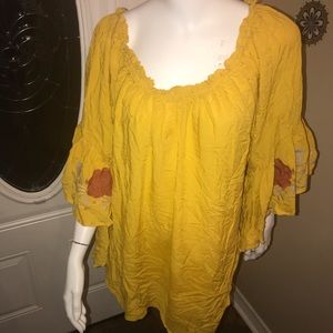 Miss LiLi Tops - 1x Plus Size Peasant Top with Bell Sleeves Miss LiLi Tops - 1x Plus Size Peasant Top with Bell Sleeves